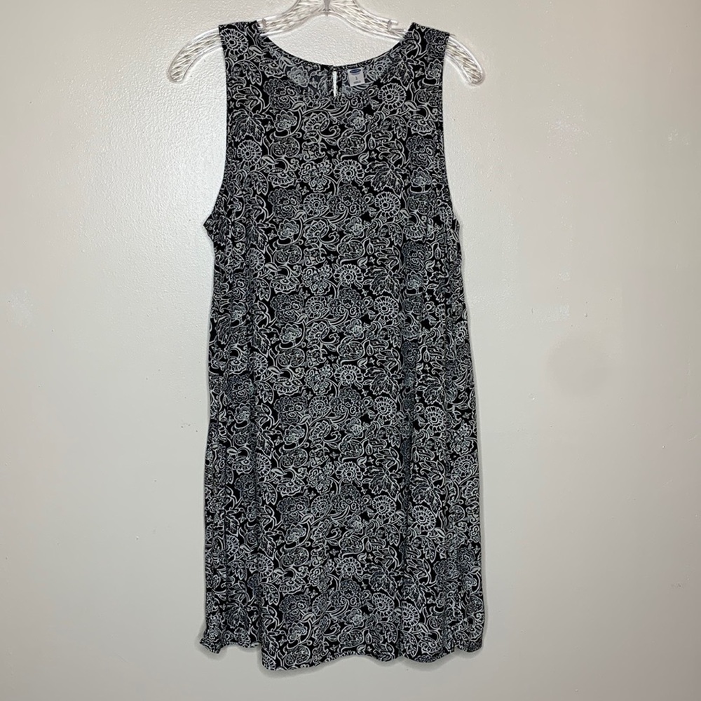 OLD NAVY Dress Black & White Floral Shift Rayon V-Neck Casual Lightweight Large - Picture 8 of 9